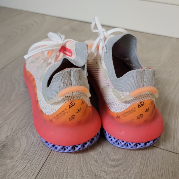 Adidas 4D fusio shoes W 8.5 - Picture 3 of 4